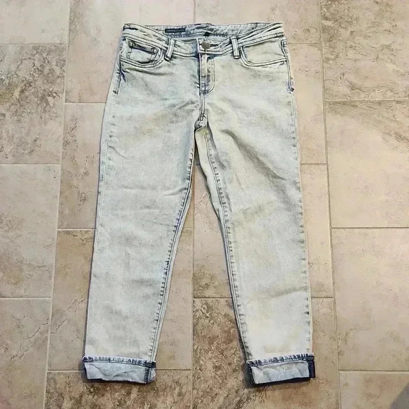 Kut from the Kloth Catherine Slim Boyfriend Acid Wash Jeans - Picture 1 of 12